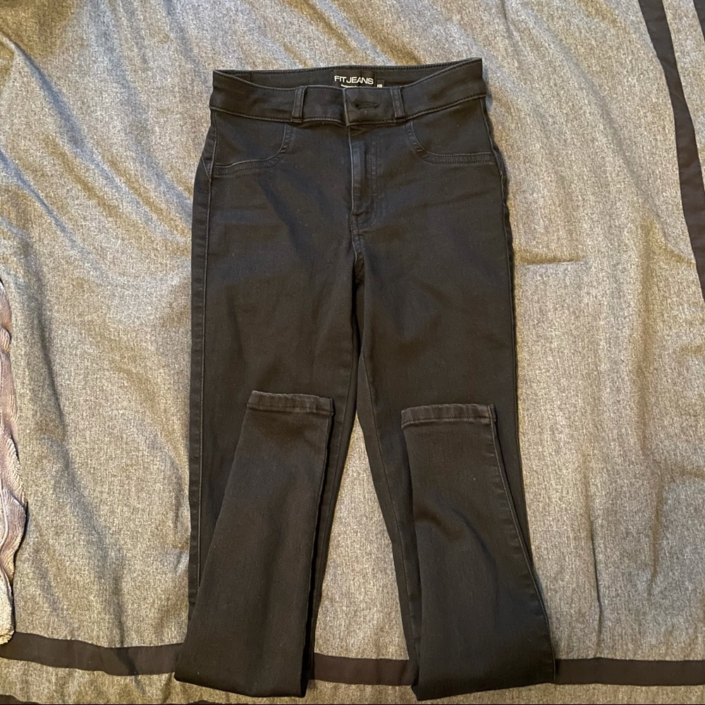 FitJeans Mid Rise Contour Jeans